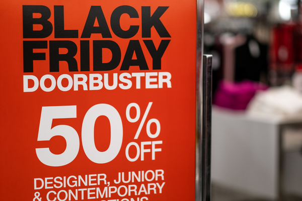 Will Black Friday sales lure Canadians back to stores?